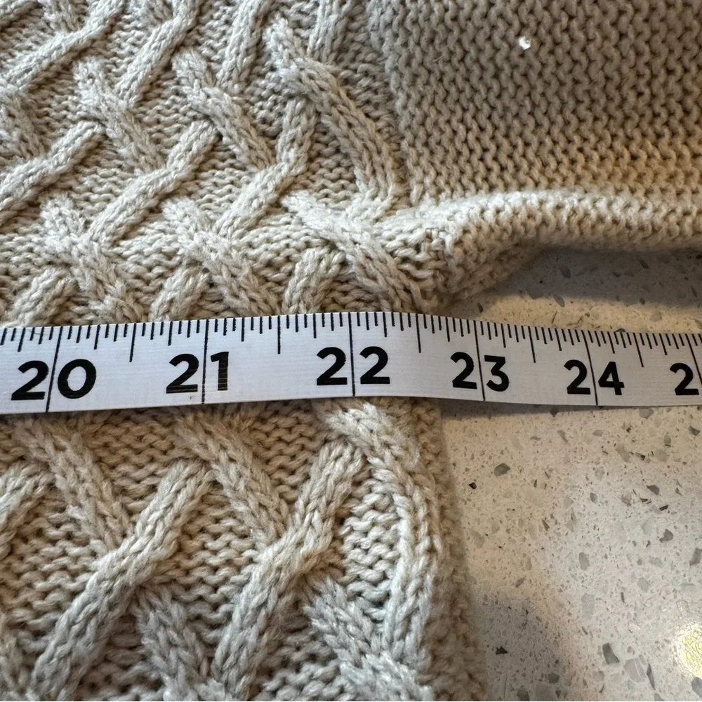 St. John’s Bay XL Cream Cable Knit Crewneck Sweater Oatmeal Cozy Soft Classic